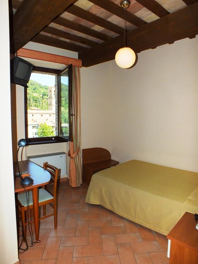 Hotel Santa Chiara Sant'Angelo in Vado Ruang foto